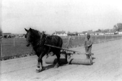 Church Farm 1978. Meyer Tungate & Peggotty