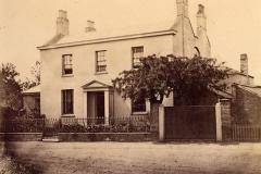 In 1841 this was the private home of William Cooper who was a surgeon. It later became the Post Office and the front was extended.