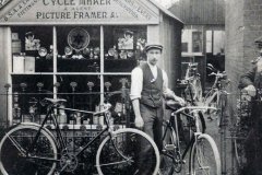 Francis Cycle Store, Black Street