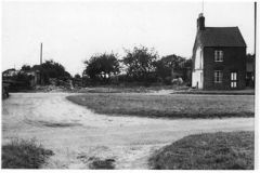 1915 demolished-houses-near-F-C-shop-The-Green