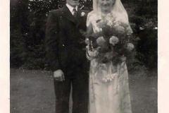 Frederick & Vera Cooper, nee Harriss  wedding 1944