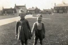 Marlene Hubbard & Barry Miller. c1943