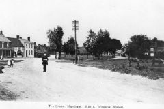 1920 Horses-on-the-green