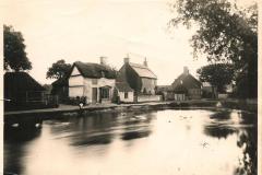 1890 Cranes-Green-pond-and-cottages